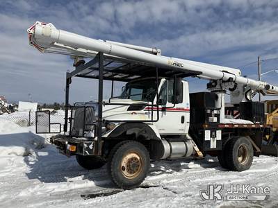 Altec LRV57RM, 62 ft, Over-Center Bucket Truck