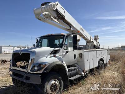 Altec TA50, 55 ft, Articulating & Telescopic Material Handling Bucket Truck