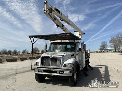 Terex/HiRanger XT60, 65 ft, Over-Center Bucket