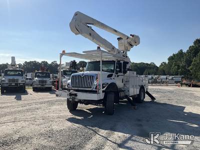 Altec AN50E-OC, 55 ft, Over-Center Material Handling Bucket