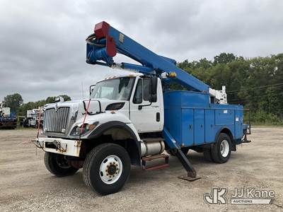 HiRanger TL50, 55 ft, Articulating & Telescopic Material Handling Bucket Truck