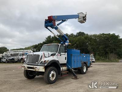 HiRanger TL50, 55 ft, Articulating & Telescopic Material Handling Bucket Truck