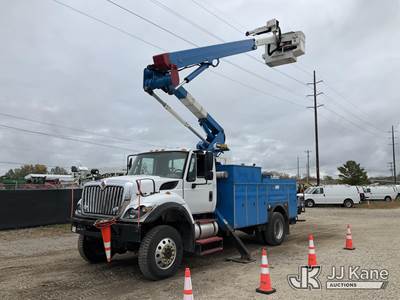 HiRanger TL50, 55 ft, Articulating & Telescopic Material Handling Bucket Truck