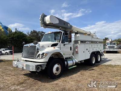 Altec AM55-E, 61 ft, Over-Center Bucket