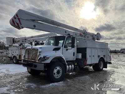 Altec AN55E-OC, 61 ft, Material Handling Bucket Truck