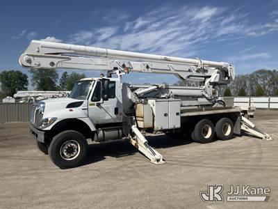 Altec AN67E-E100, 105 ft, Double-Elevator Bucket Truck