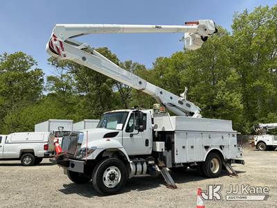 Altec AN55E-OC, 60 ft, Material Handling Bucket Truck