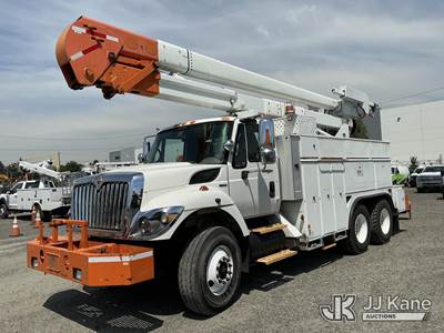 HiRanger 5TC-55, 60 ft, Material Handling Bucket Truck