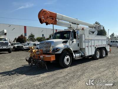 HiRanger 5TC-55, 60 ft, Material Handling Elevator Bucket Truck