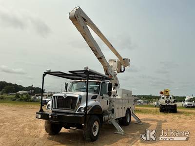 Altec AA55E-MH, 60 ft, Bucket Truck