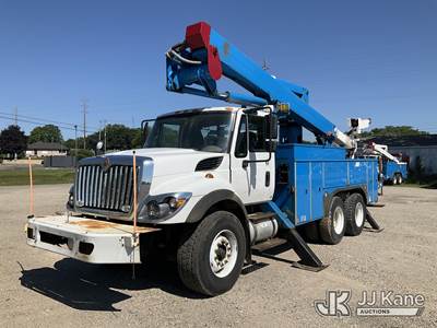 HiRanger TL55, 60 ft, Articulating & Telescopic Material Handling Bucket Truck