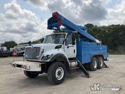 HiRanger TL55, 60 ft, Articulating & Telescopic Material Handling Bucket Truck