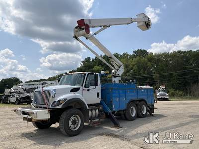 HiRanger TL55, 60 ft, Articulating & Telescopic Material Handling Bucket Truck