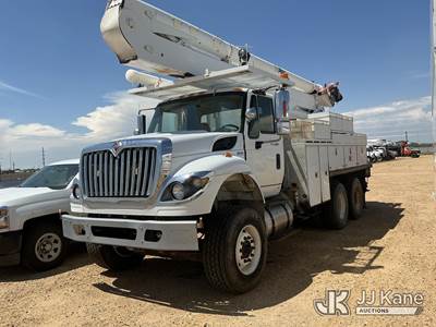 Altec AA55E, 60 ft, Material Handling Bucket Truck