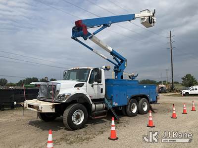 HiRanger TL55, 60 ft, Articulating & Telescopic Material Handling Bucket Truck