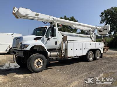 Altec AM900-E100, 105 ft, Elevator Bucket Truck