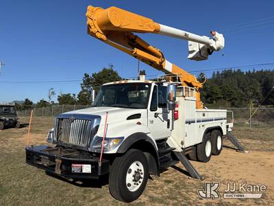 Altec AM55-E, 60 ft, Articulating & Telescopic Bucket Truck
