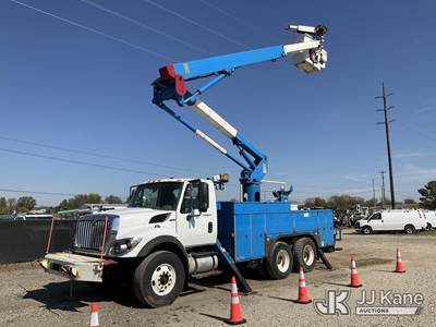HiRanger TL55, 60 ft, Articulating & Telescopic Material Handling Bucket Truck