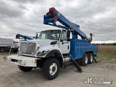 HiRanger TL55, 60 ft, Articulating & Telescopic Material Handling Bucket Truck