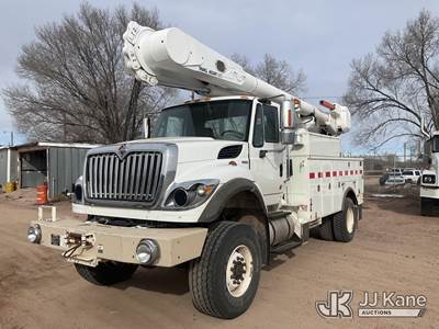 Altec AM50, 55 ft, Over-Center Material Handling Bucket