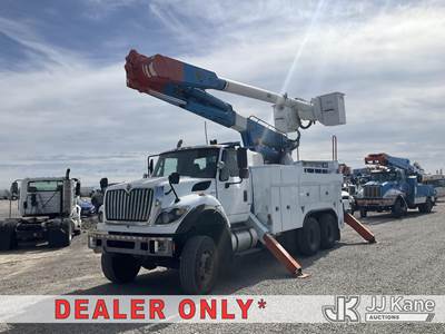 Altec AM55E, 61 ft, Over-Center Material Handling Bucket Truck