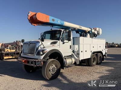 Altec AM55, 60 ft, Articulating Material Handling Bucket Truck