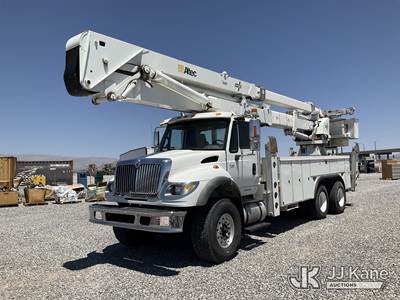 International 7600 Boom / Bucket Truck