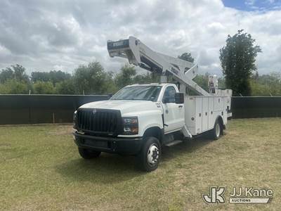 Versalift VST-52I, 57 ft, Articulating & Telescopic Material Handling Bucket Truck