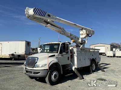 Altec AM55-MH, 60 ft, Over-Center Material Handling Bucket