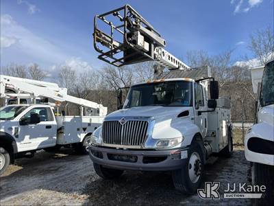 Altec AT40C, 39 ft, Non-Insulated Cable Placing Bucket Truck