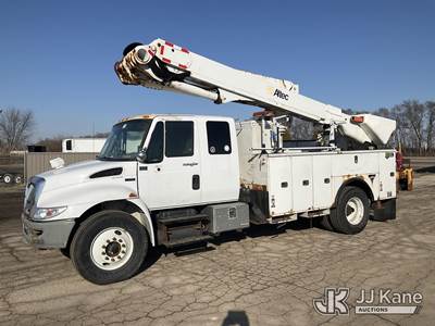 Altec TA50, 55 ft, Articulating & Telescopic Material Handling Bucket Truck
