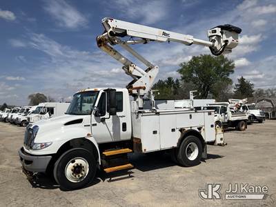 Altec AT40, 46 ft, Articulating & Telescopic Bucket Truck