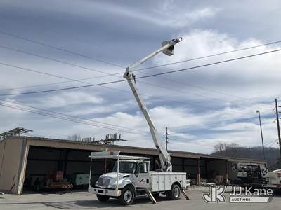 Altec AA755L, 60 ft, Material Handling Bucket Truck
