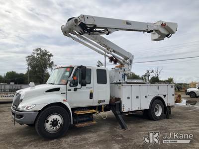 Altec TA50, 55 ft, Articulating & Telescopic Material Handling Bucket Truck