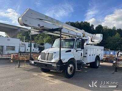 Altec AA55E, 60 ft, Bucket Truck