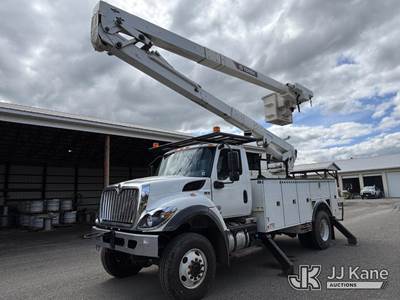 Terex TC-55, 60 ft, Material Handling Bucket Truck