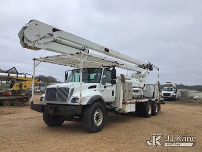 HiRanger RM6075-100, 105 ft, Double-Elevator Material Handling Bucket Truck