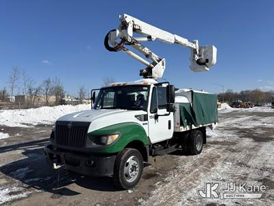 Altec AT37G, 42 ft, Articulating & Telescopic Bucket Truck
