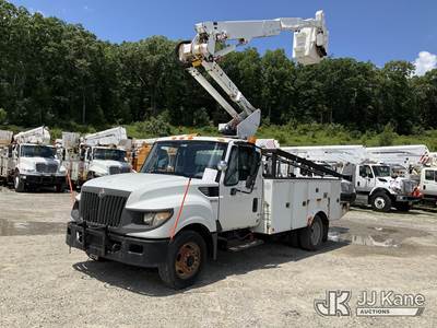 Altec AT37G, 42 ft, Articulating & Telescopic Bucket Truck