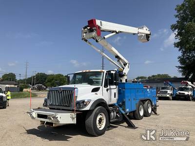 HiRanger TL55, 60 ft, Articulating & Telescopic Material Handling Bucket Truck