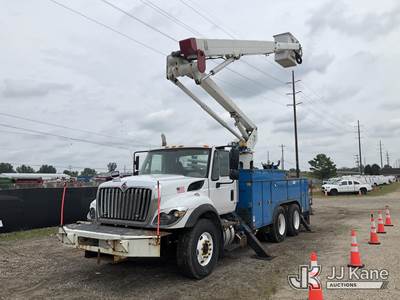 HiRanger TL55, 60 ft, Articulating & Telescopic Material Handling Bucket Truck