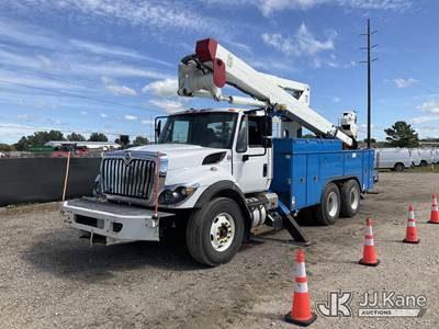 HiRanger TL55, 60 ft, Articulating & Telescopic Material Handling Bucket Truck