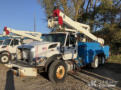 HiRanger TL55, 60 ft, Articulating & Telescopic Material Handling Bucket Truck