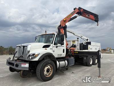 Altec AT30G, 36 ft, Articulating & Telescopic Bucket Truck