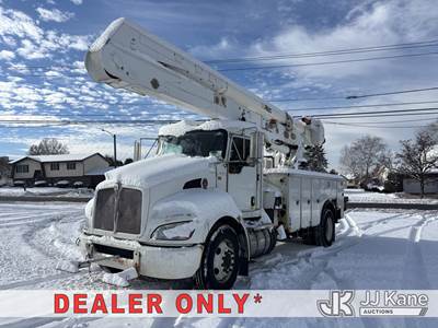 Altec AA55, 60 ft, Material Handling Bucket Truck