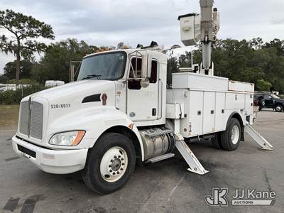 Altec AA55E, 60 ft, Material Handling Bucket Truck