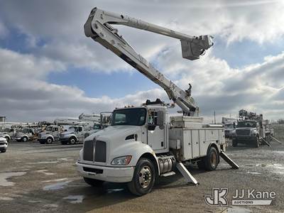 Altec A55E, 60 ft, Material Handling Bucket Truck