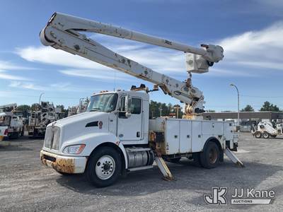 Altec AA55E, 61 ft, Material Handling Bucket Truck