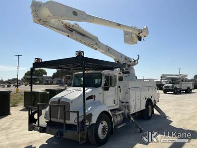 Altec AM60, 65 ft, Over-Center Material Handling Bucket Truck