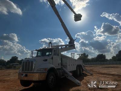 Peterbilt 335 Boom / Bucket Truck